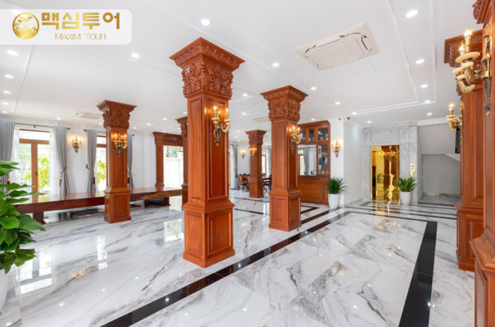 호치민 도심 속 프라이빗 럭셔리, 단 하나뿐인 고급 풀빌라에서의 휴식