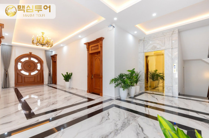 호치민 도심 속 프라이빗 럭셔리, 단 하나뿐인 고급 풀빌라에서의 휴식