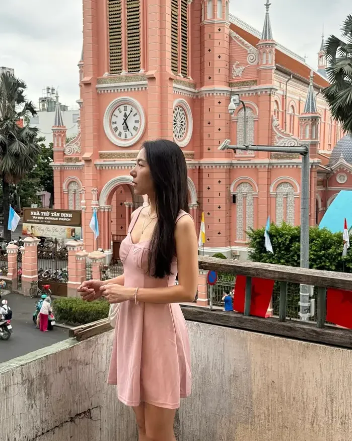 맥심투어와 함께한 호치민 탄딘 성당에서의 완벽한 하루