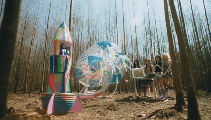 민초괴물과 싸우다 이제는 옥수수 키우는 에스파