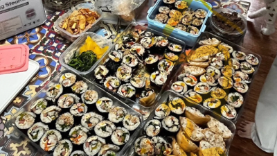 외할머니한테 소풍 가자고 했는데 김밥 봐...jpg